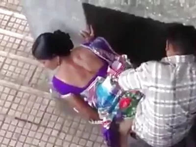 గాడిదలో నా అల్లం ఎక్స్ ఫకింగ్