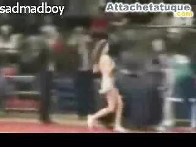 టీనేజ్ డాగీ స్టైల్‌ని ఫక్ చేస్తోంది